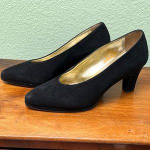 Women's Pancaldi Black Suede heels size 6.5 made in Italy